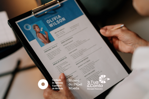 Acabei de estudar e agora? Como faço um CV?